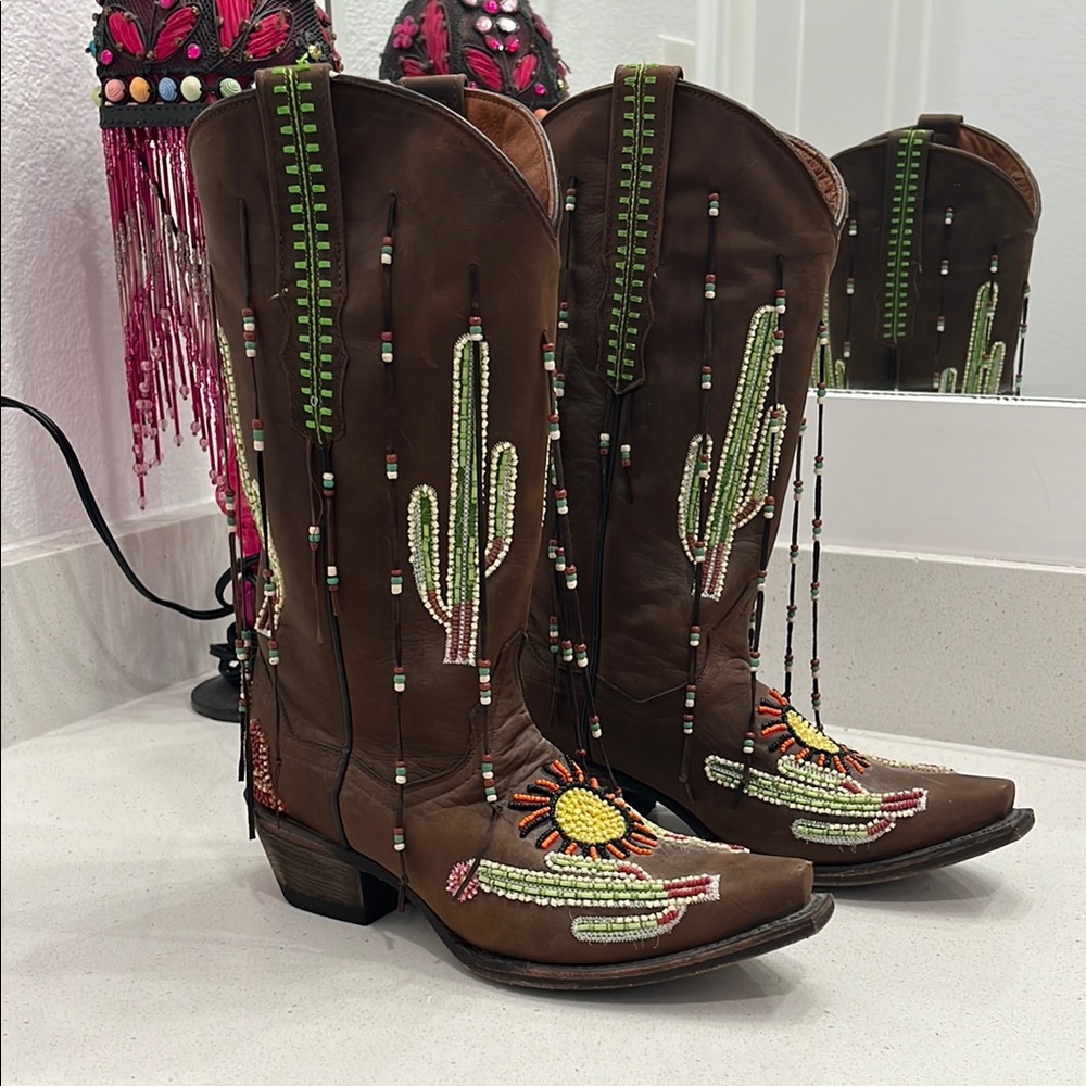 Brown Beaded Western Boots